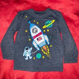 Long sleeved, graphic tee